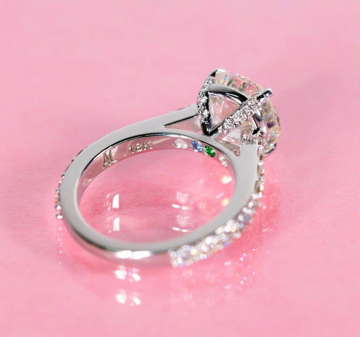Natural diamond solitaire ring with 18K hallmark setting